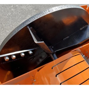 Broyeur de branches Deleks DK-900 13hp disque