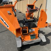 Deleks DK-900 13hp open branch shredder