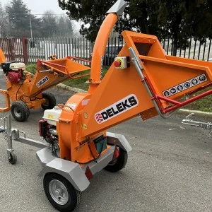 Branch shredder Deleks DK-900 13hp emergency stop