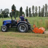Trituradora de martillos de tractor Deleks TIGRE-160 40-90HP