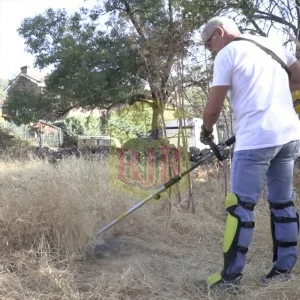 Brushcutter Garland Melhor 100DPE-V15 no trabalho