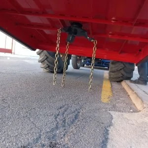 Débroussailleuse à chenilles montée sur tracteur VG Agro DES