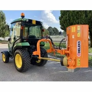 Trituradora de brazo ligera para tractor pequeño Deleks VOLPE-140 30-45HP