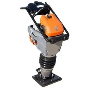 Compactação Pison LT 6005 com rodas