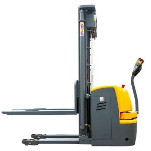 Elektrischer Stapler Kompak ES15-II 1500 KG