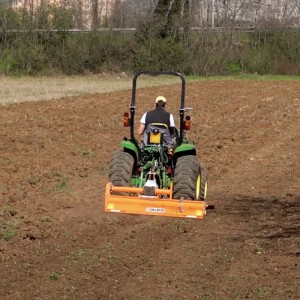 Verschiebbarer Rotovator für Traktor Deleks DFM-150