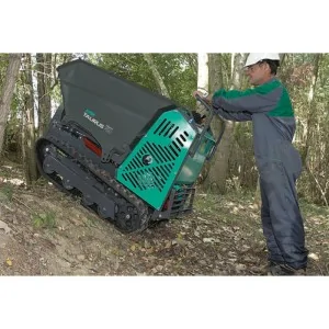 Min dumper con pala Imer Iberica Taurus 700 trabajando