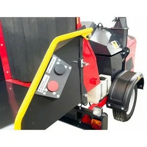 Branch shredder Caravaggi CP-210 controls