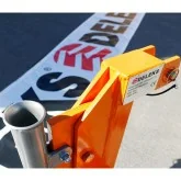 Tiefenlockerer für Traktor Deleks DR-30 12-45PS