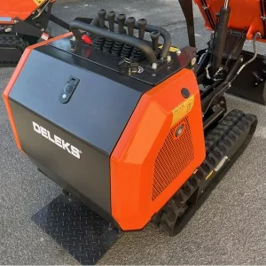 Mini dumper chenilles avec pelle Deleks MB8000 caisse renforcée