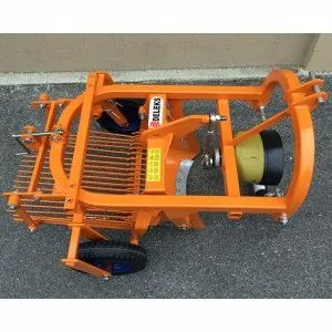 Potato harvester for tractor Deleks DPT-120 12-35