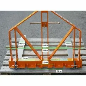 Pallet loader for tractor Deleks D-700