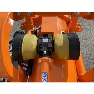 Trituratore a martelli reversibile per trattore DELEKS GRIZZLY