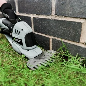 Mini battery powered hedge trimmer Ego Power CHT2001E 20 cm