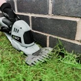 Mini battery-powered hedge trimmer Ego Power CHT2001E 20 cm