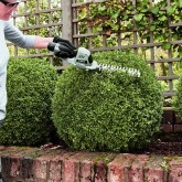 Mini battery-powered hedge trimmer Ego Power CHT2001E 20 cm