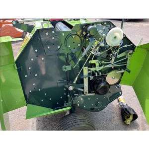 Mini presse à balles pour tracteur DELEKS STAR 24 - 55 CV