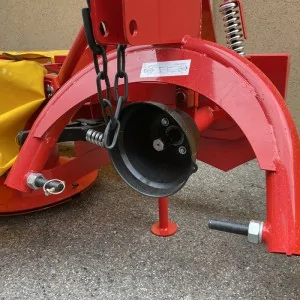 Faucheuse rotative montée sur tracteur Deleks DFR-135 Mini