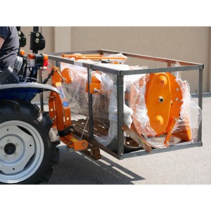 DELEKS D-300 Elevador de paletes traseiro de 300 kg para trator DELEKS D-300