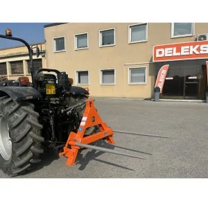 DELEKS DK-6 Carregador de fardos para tractores com forquilhas