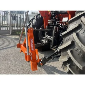 DELEKS DK-8 Chargeur de balles monté sur fourche de tracteur avec fourches