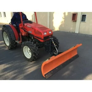 Lame à neige pour tracteur Deleks LNS-210-A