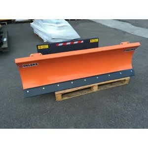 Light snow plow for DELEKS LNS-M loaders