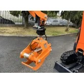 Pinces forestières pour mini-pelles et grues DELEKS DK-10HR