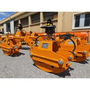 Forestry grapple for mini-excavators and cranes DELEKS DK-10HR