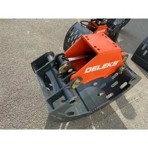 Pince de tri/démolition pour grue DELEKS DKP15 250kg