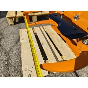 Forestry head for DELEKS CF10R mini-excavator