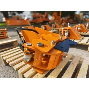 Forestry head for DELEKS CF10R mini-excavator