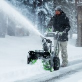 Spazzaneve a batteria Ego Power SNT2400E 61 cm