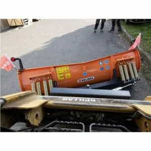 Snow plow for skid-steer loaders Deleks LN-220-M 2205mm