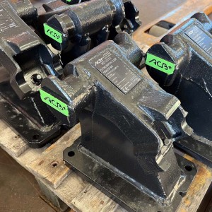 Engate ACB+ M0 (Morin) para miniescavadora DELEKS