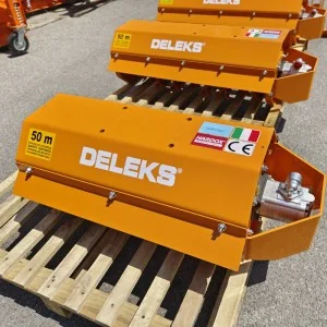 Tête de débroussaillage 60cm lames, pour mini excavateur DELEKS