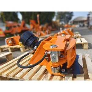 Forestry head, shearer and hydraulic rotator for mini-excavator