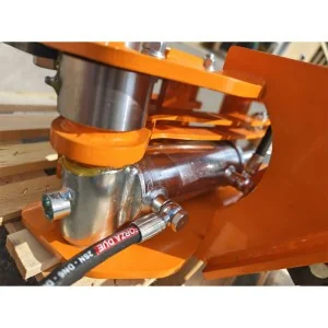 Forestry head, shearer and hydraulic rotator for mini-excavator