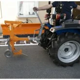 Reversibler Pflug DRP-25 für kleinen Traktor DELEKS