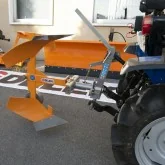 Reversibler Pflug DRP-25 für kleinen Traktor DELEKS