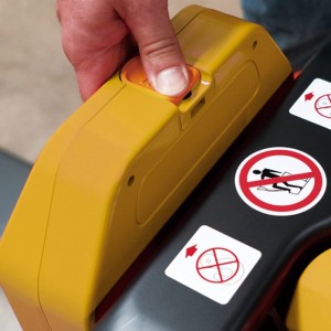 Transpallet elettrico a caricamento corto Ayerbe ELEQTRA