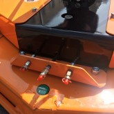 DELEKS DM 180 tractor lawn mower 205 kg