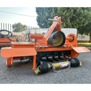 Rotovator DELEKS DFM 125 1250 mm monté sur le tracteur pour les tracteurs DELEKS