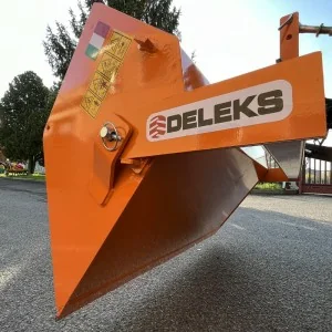 Deleks Carregador traseiro com tomada de força hidráulica BUCKET-120H 400 Kg