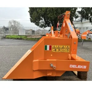 Hydraulic PTO rear shovel Deleks BUCKET-180H 700 Kg