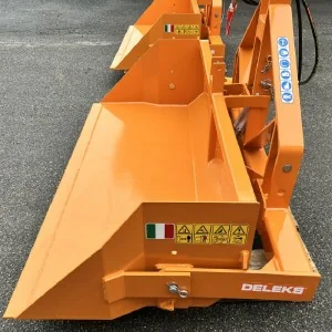 Rear hydraulic PTO shovel Deleks BUCKET-200H