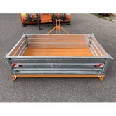 Traktor-Schaufel Deleks T-1800 mit Kippvorrichtung