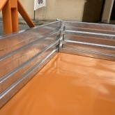 Benna per trattore Deleks T-1800 con dispositivo di ribaltamento