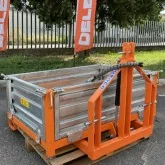 Rear hydraulic PTO backhoe Deleks