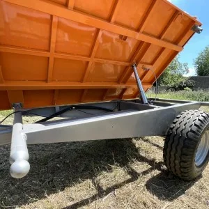 Agricultural trailer PTO Deleks RM14-T3 with manual brake